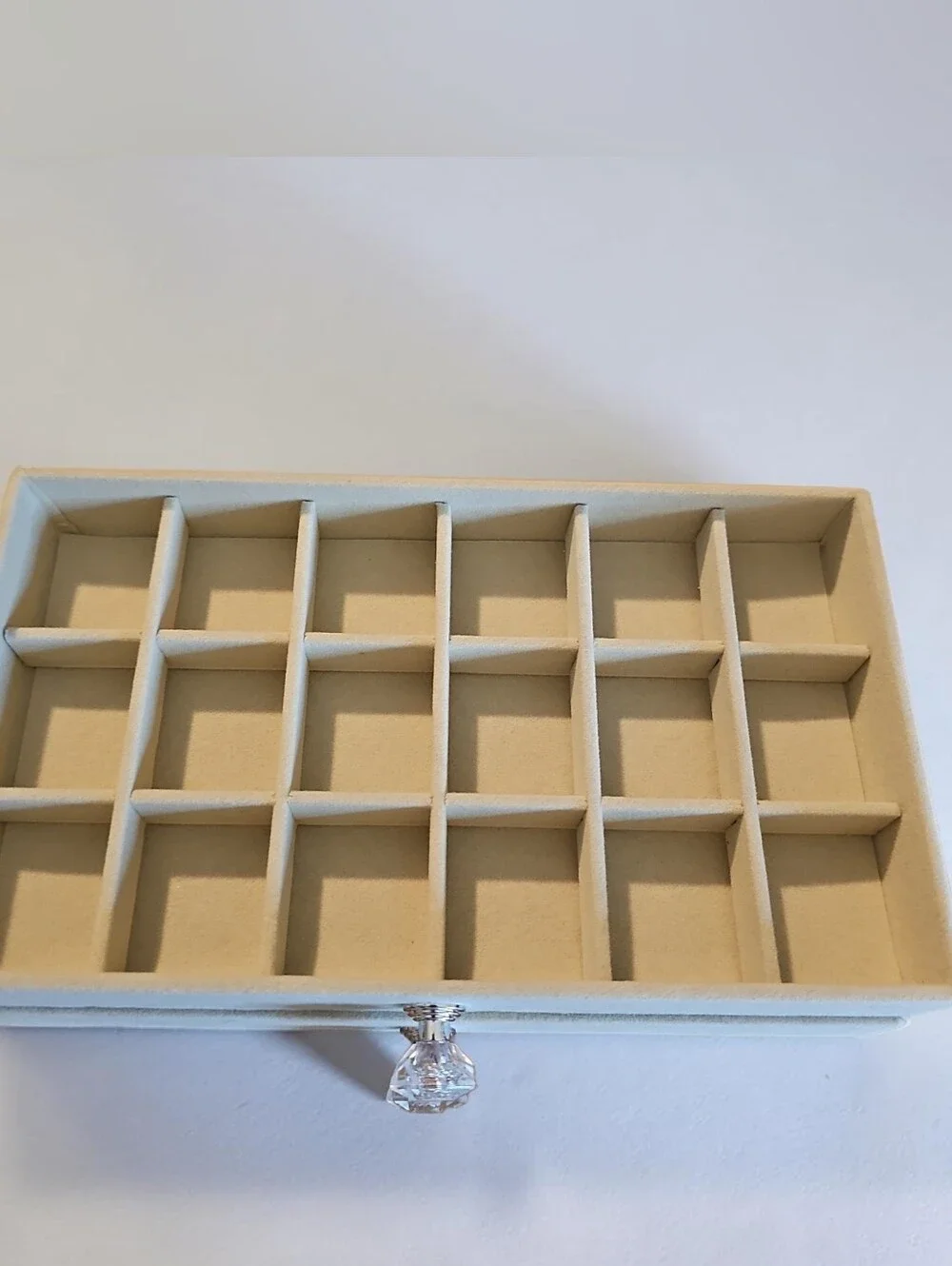 Sassified Nwt  Clear Acrylic Jewelry 5  Drawer Organizer with White Drawers